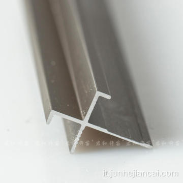 Linee metalliche - angolo esterno grigio Maka da 5 mm